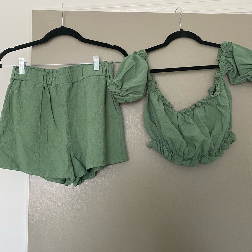 Off The Shoulder Frill Trim Top & Shorts Set